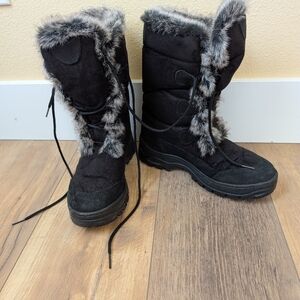 Women's Black Fur-Lined Winter Boots